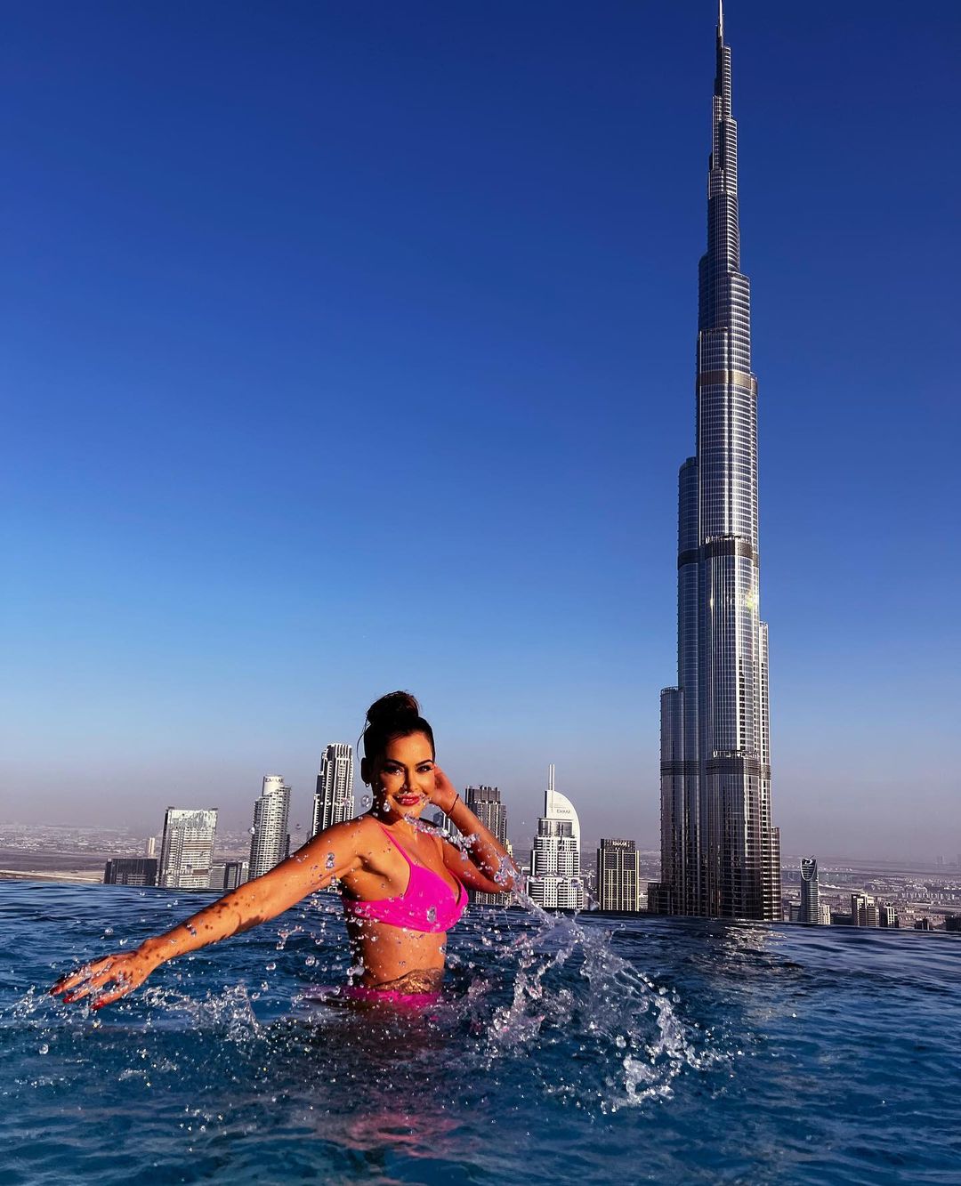Address Sky View Pool in Dubai