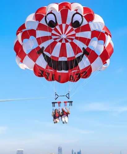 Parasailing at Jumeirah Beach